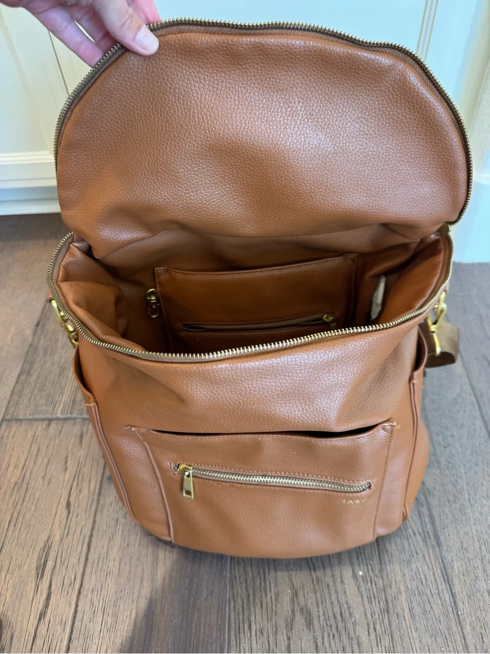 N/A strap zip